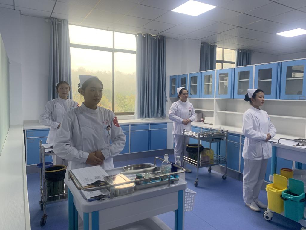 护理专业教学观摩活动取得圆满成功